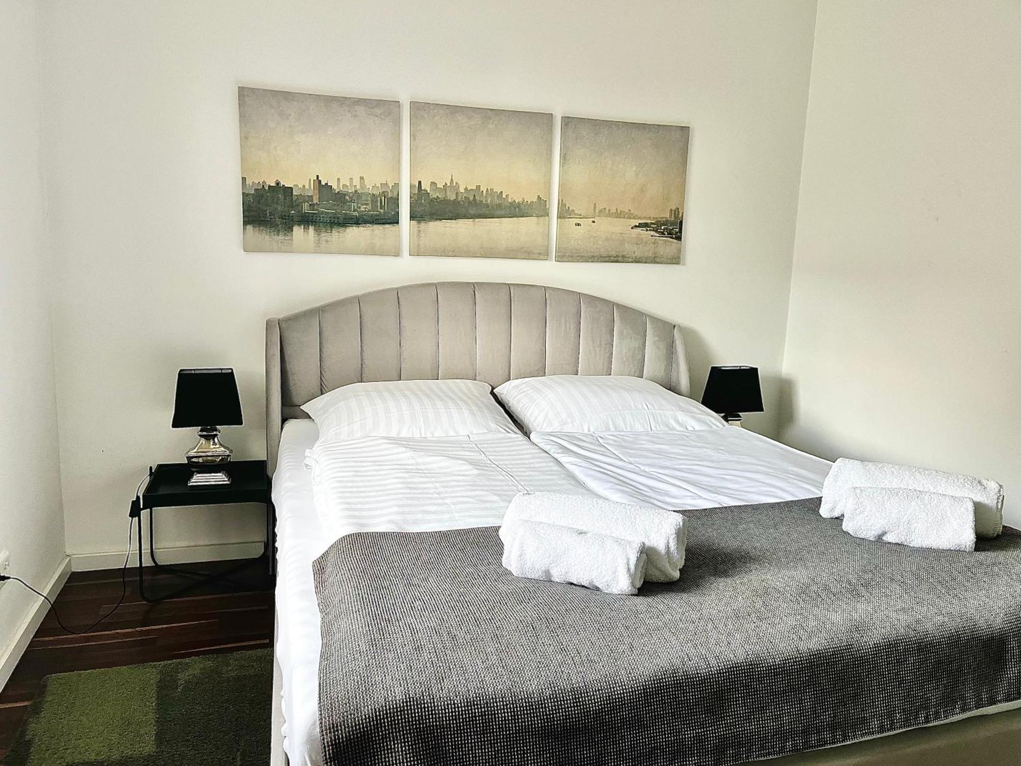 Ferienwohnung Falkenstr. Enger Ngoại thất bức ảnh